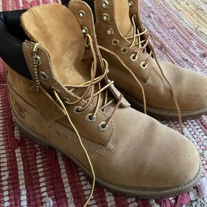 Timberland boots (wheat)